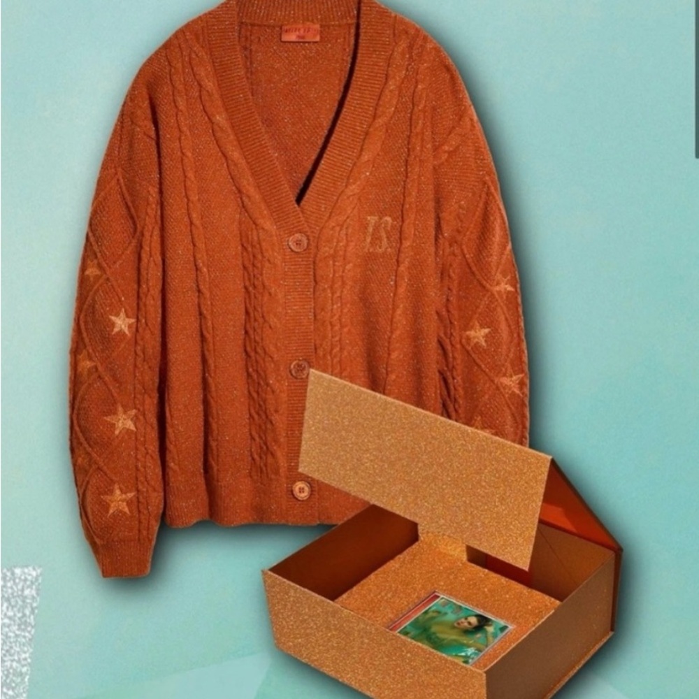 Taylor Swift Showgirl Orange Cardigan Box Set - XS/Small 🧡✨🧡✨🧡✨🧡✨🧡✨🧡✨🧡✨🧡✨🧡